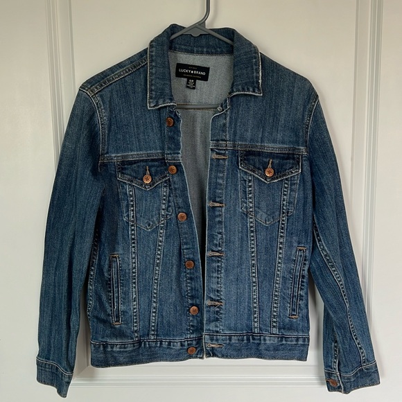 Lucky Brand Jackets & Blazers - Lucky Brand The Tomboy Denim Trucker Jacket.